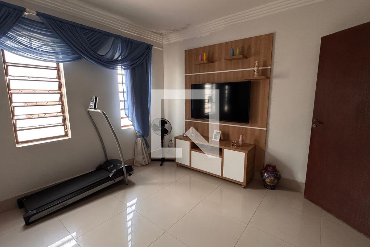 Casa à Venda - Parque Prado, 4 Quartos,  224 m2 em , Campinas - sp | SoloBR