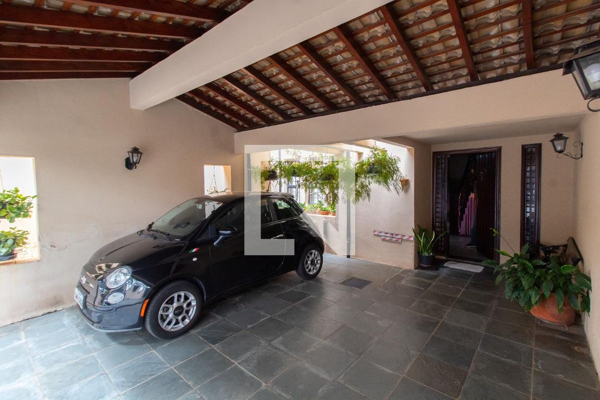 Casa à Venda - Nova Campinas, 4 Quartos,  278 m2 em , Campinas - sp | SoloBR