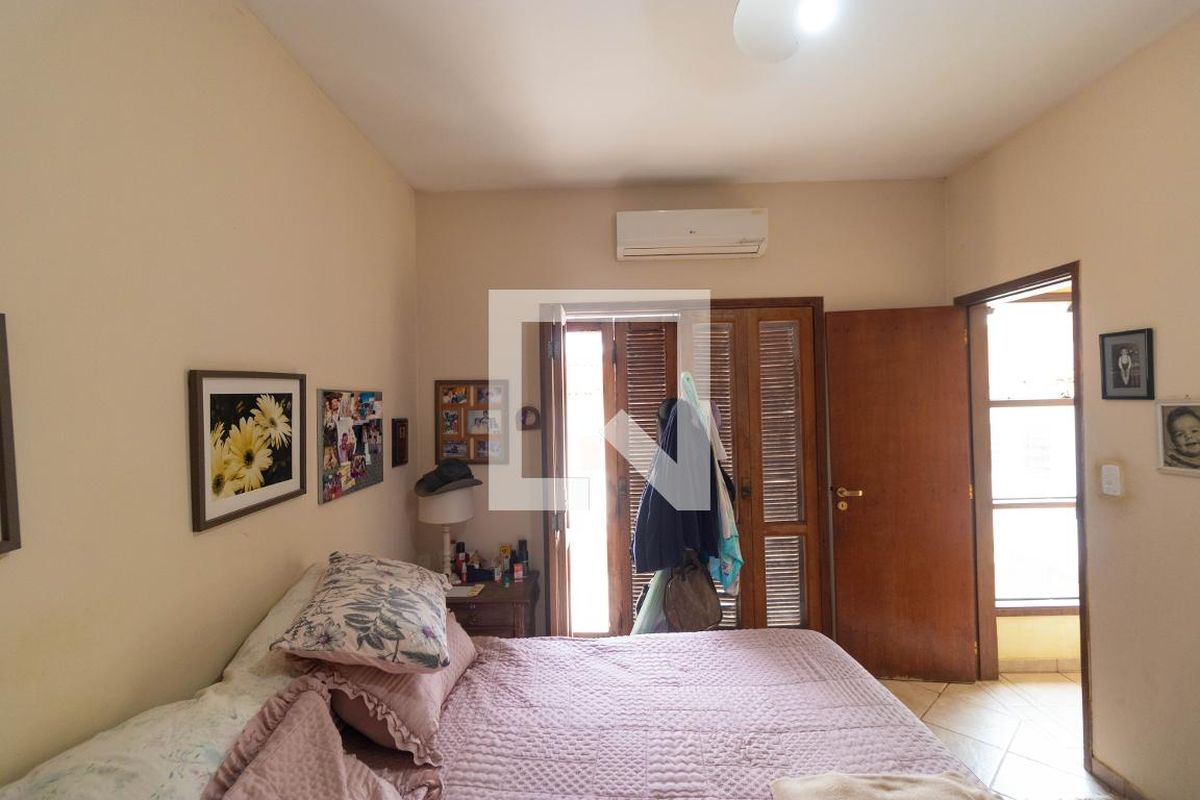 Casa à Venda - Jardim Chapadão, 3 Quartos,  206 m2 em , Campinas - sp | SoloBR