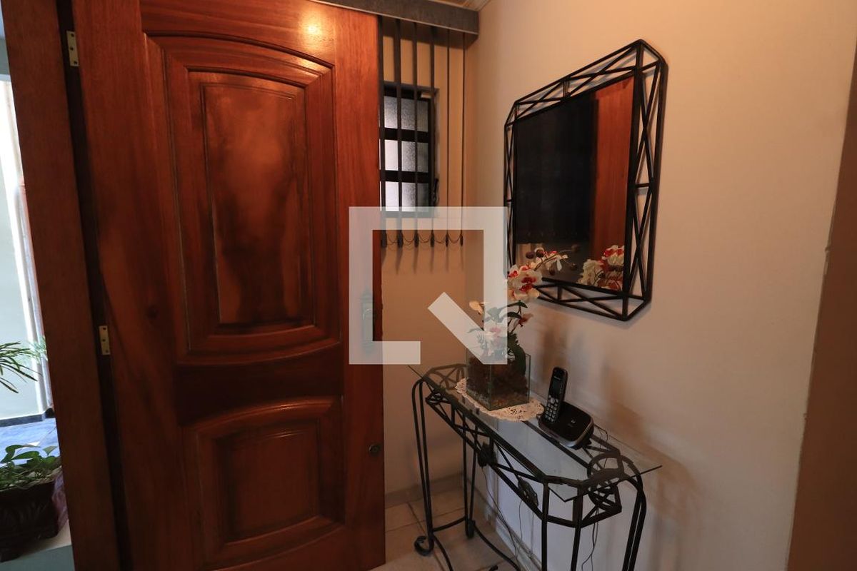 Casa, 3 quartos, 302 m² - Foto 210