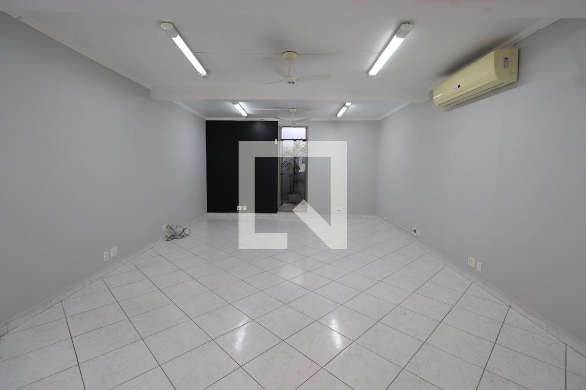Casa, 3 quartos, 302 m² - Foto 162