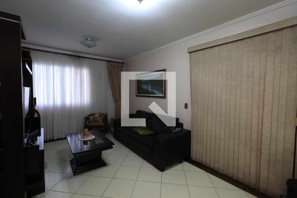 Casa, 3 quartos, 302 m² - Foto 2