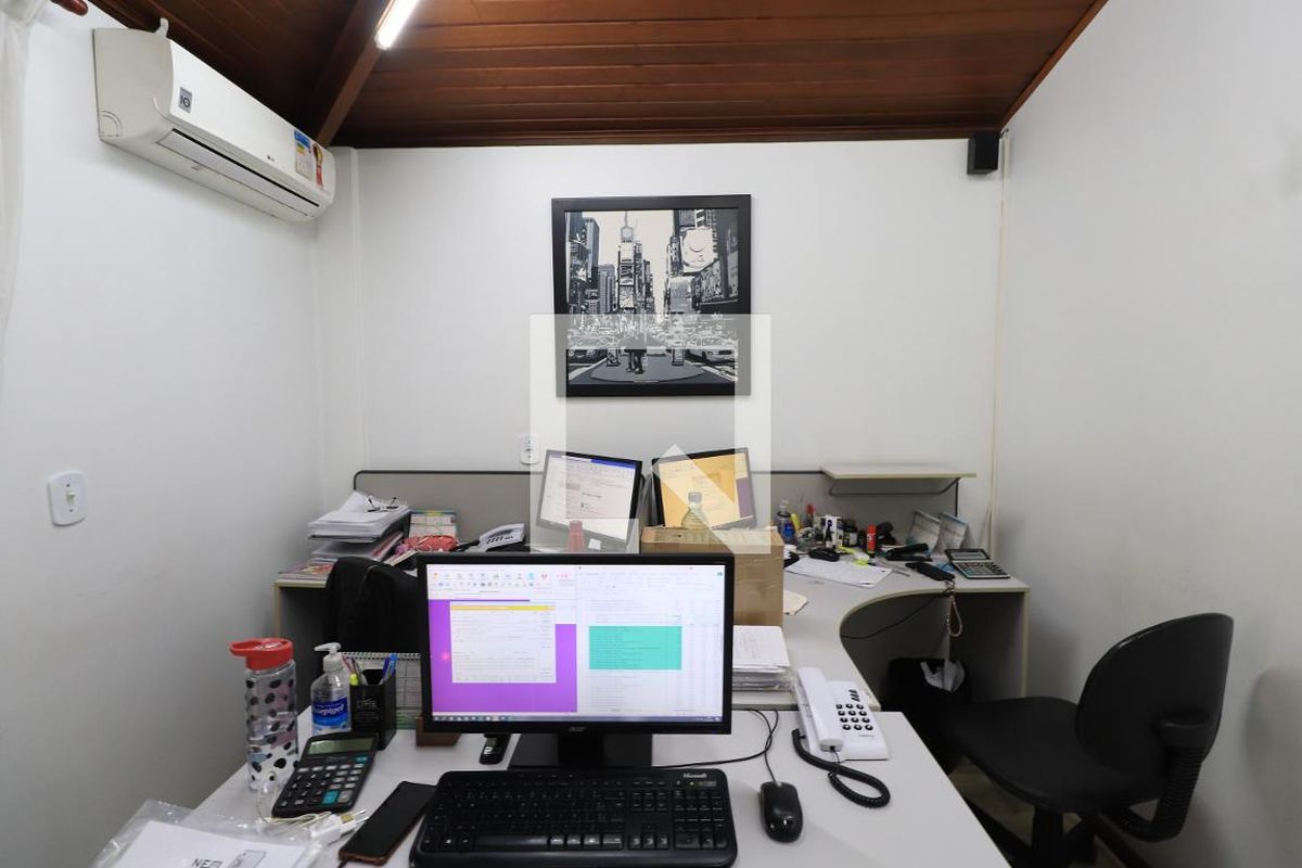 Casa, 3 quartos, 302 m² - Foto 78
