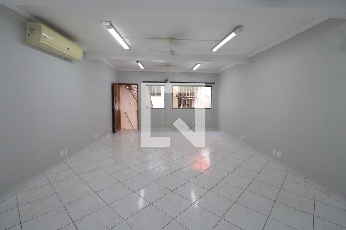 Casa, 3 quartos, 302 m² - Foto 168