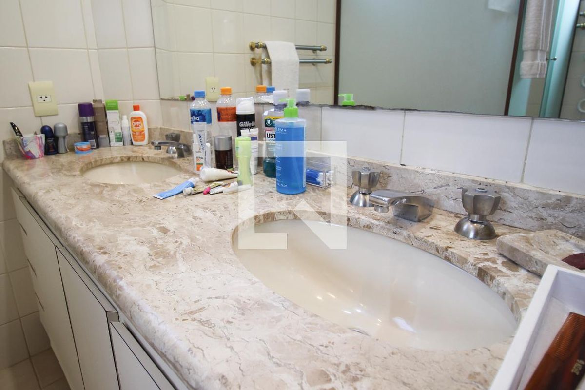 Apartamento, 3 quartos, 206 m² - Foto 64
