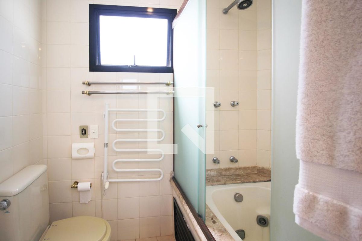 Apartamento, 3 quartos, 206 m² - Foto 56