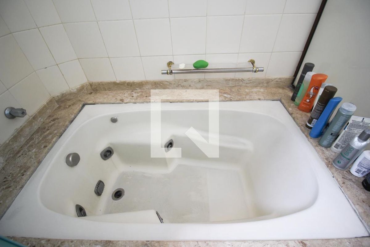 Apartamento, 3 quartos, 206 m² - Foto 62