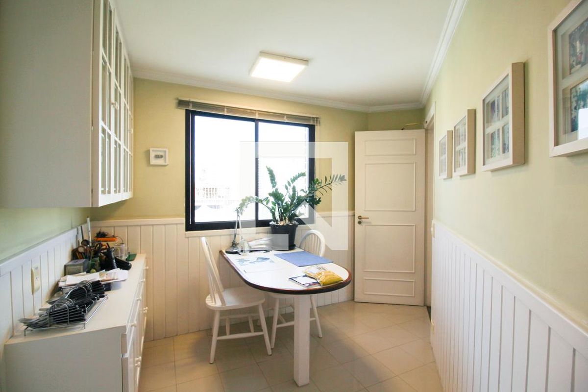 Apartamento, 3 quartos, 206 m² - Foto 120