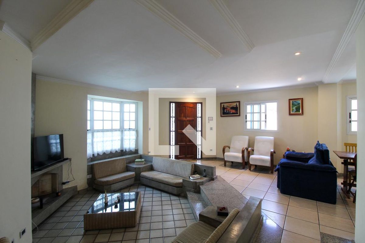Casa, 3 quartos, 300 m² - Foto 2
