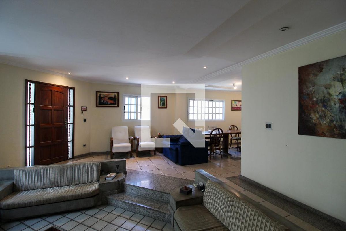 Casa, 3 quartos, 300 m² - Foto 8