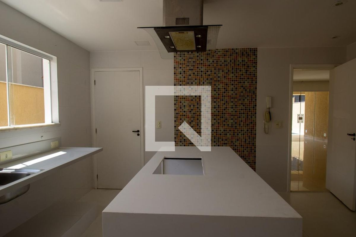 Casa, 4 quartos, 320 m² - Foto 110