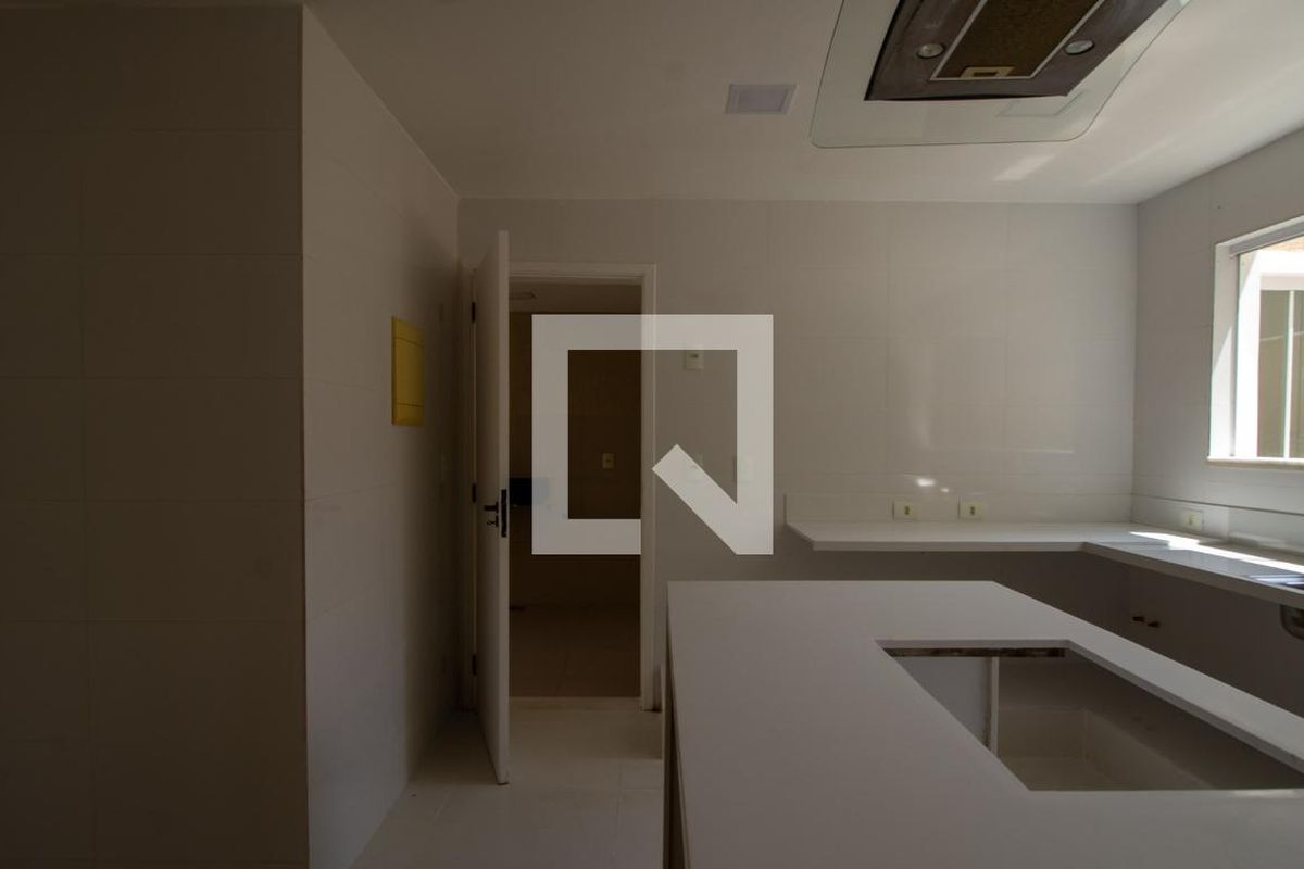Casa, 4 quartos, 320 m² - Foto 108