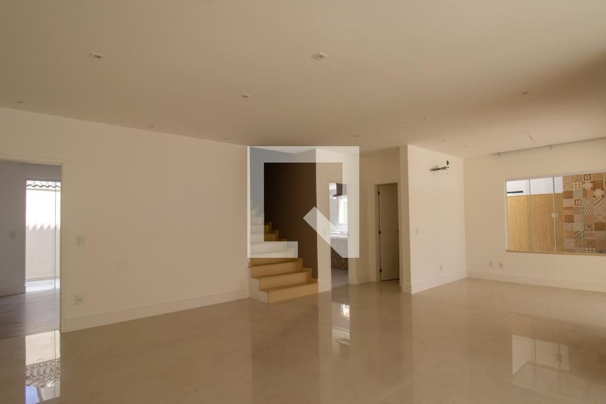 Casa, 4 quartos, 320 m² - Foto 2