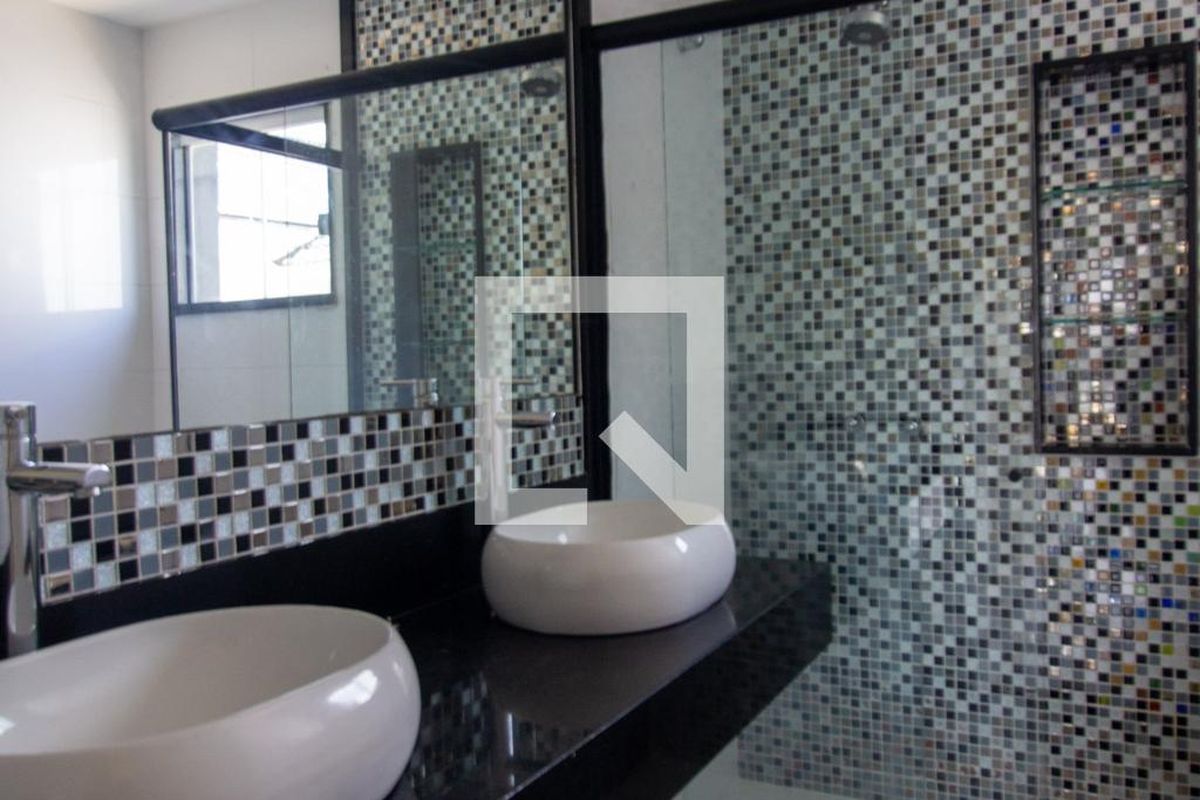 Casa, 4 quartos, 320 m² - Foto 46