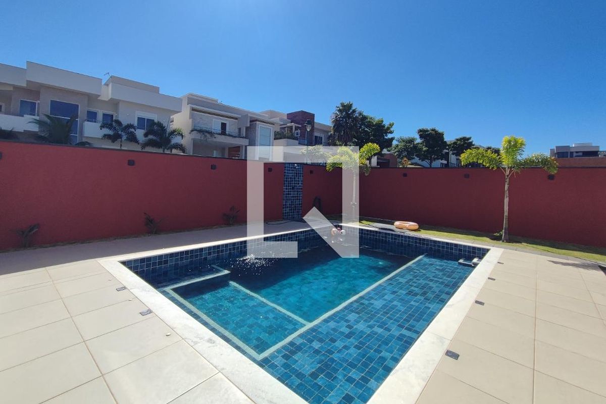 Casa à Venda - Swiss Park, 4 Quartos,  302 m2 em , Campinas - sp | SoloBR