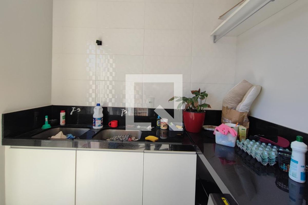 Casa à Venda - Swiss Park, 4 Quartos,  302 m2 em , Campinas - sp | SoloBR