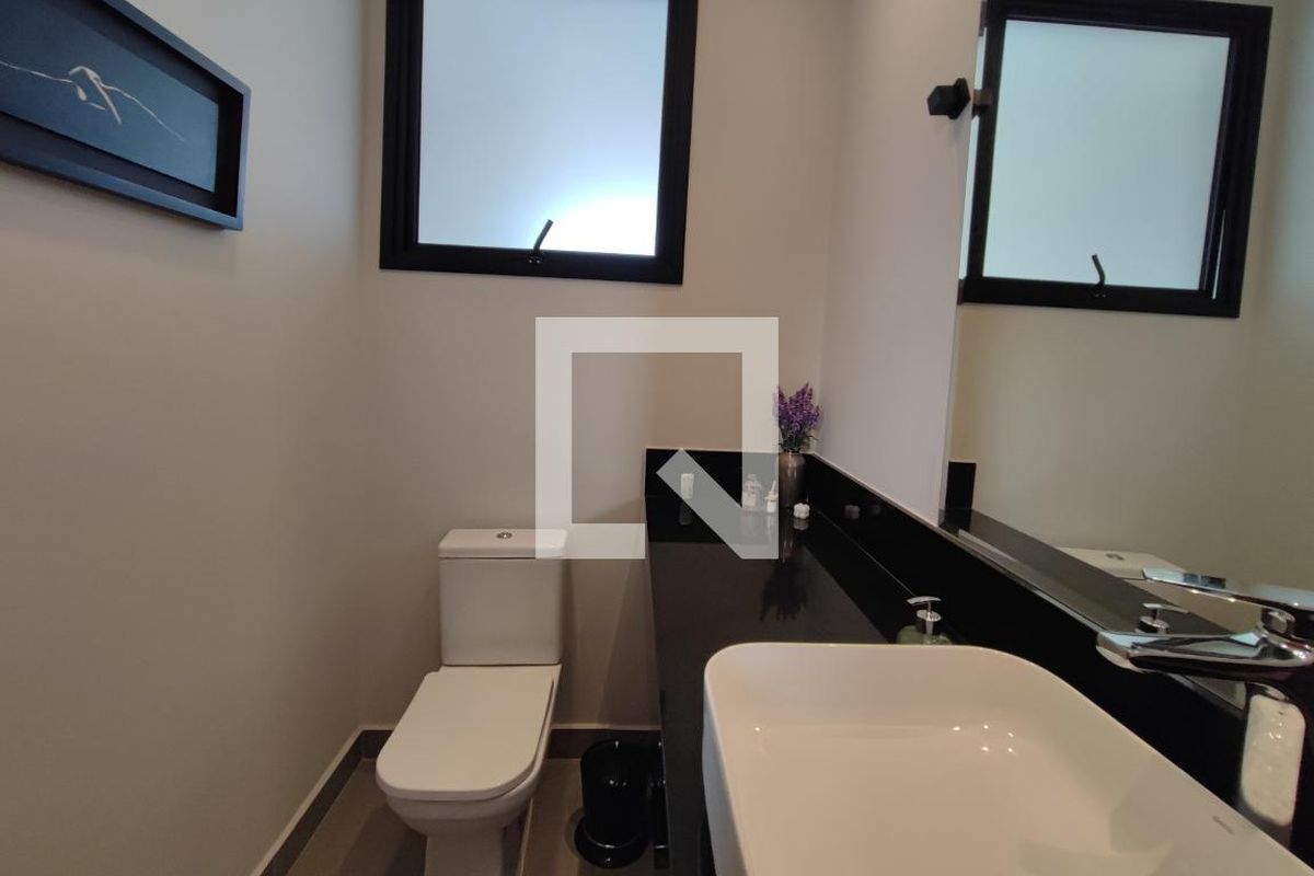 Casa à Venda - Swiss Park, 4 Quartos,  302 m2 em , Campinas - sp | SoloBR