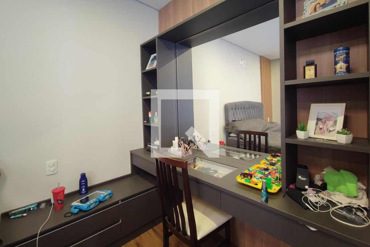 Casa à Venda - Swiss Park, 4 Quartos,  302 m2 em , Campinas - sp | SoloBR