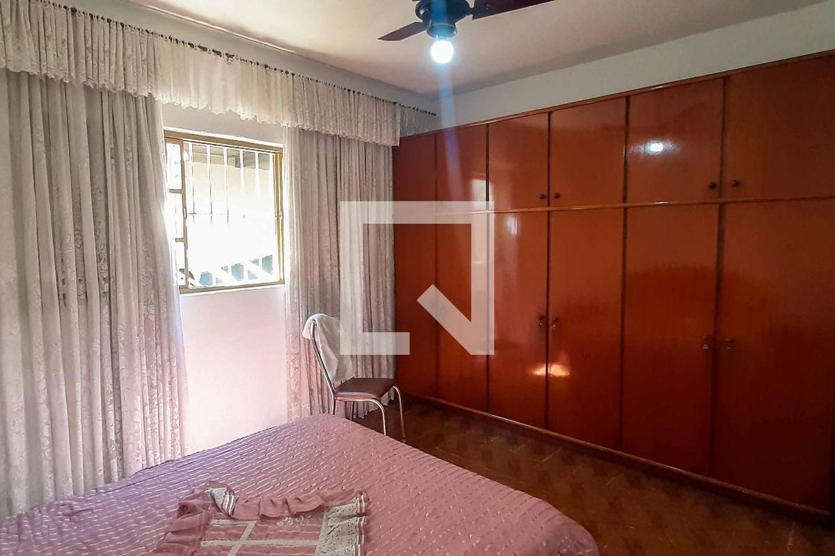 Casa, 2 quartos, 275 m² - Foto 18