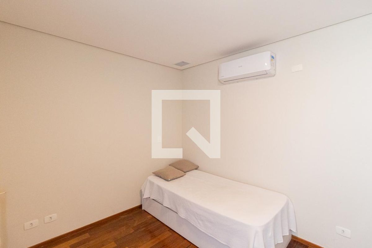 Casa, 4 quartos, 370 m² - Foto 52