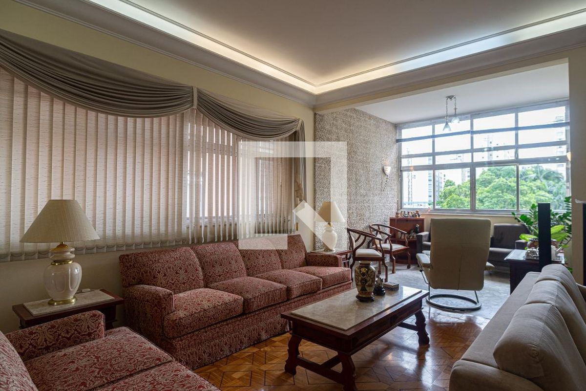 Apartamento, 3 quartos, 200 m² - Foto 1