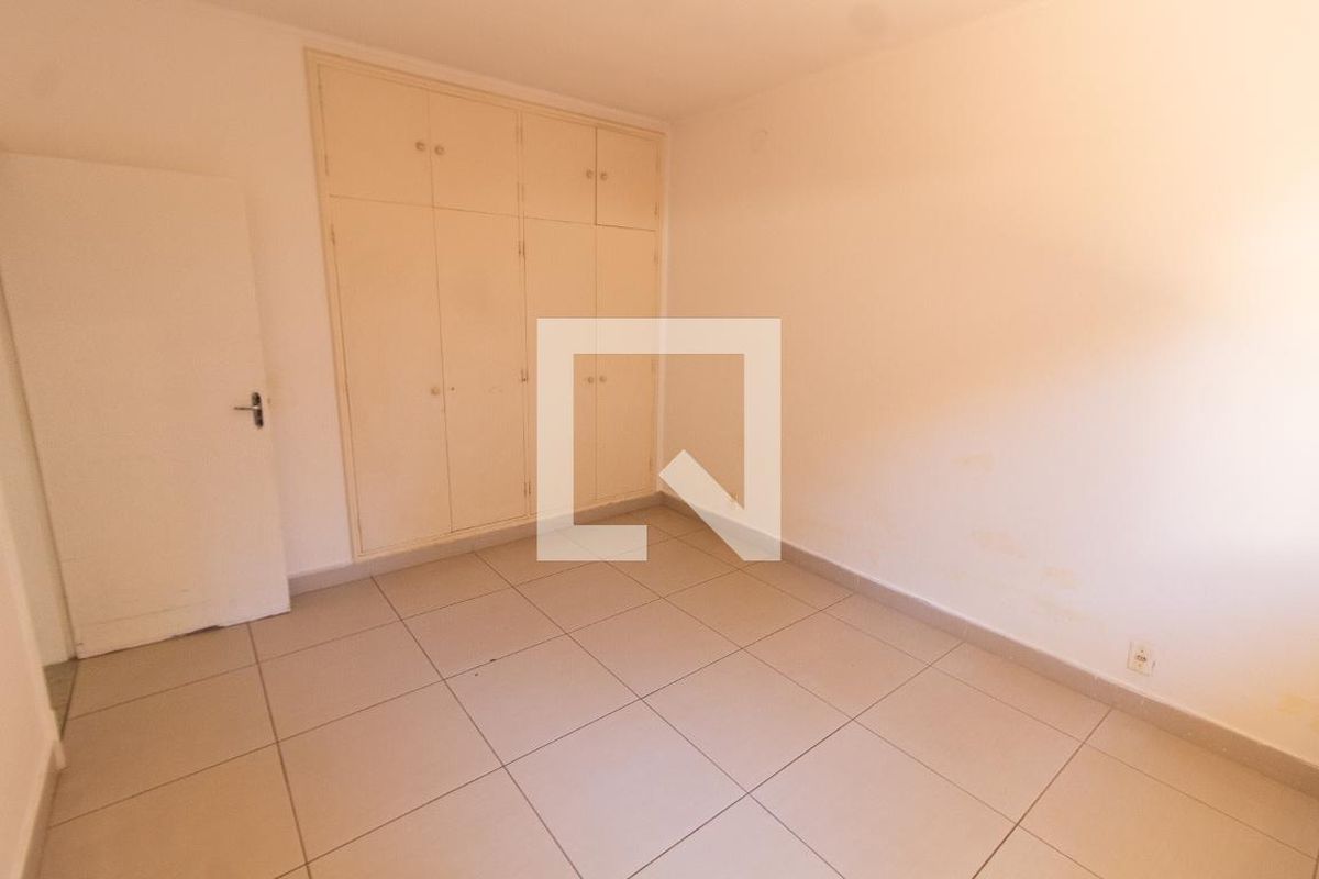 Casa à Venda - Nova Campinas, 5 Quartos,  400 m2 em , Campinas - sp | SoloBR