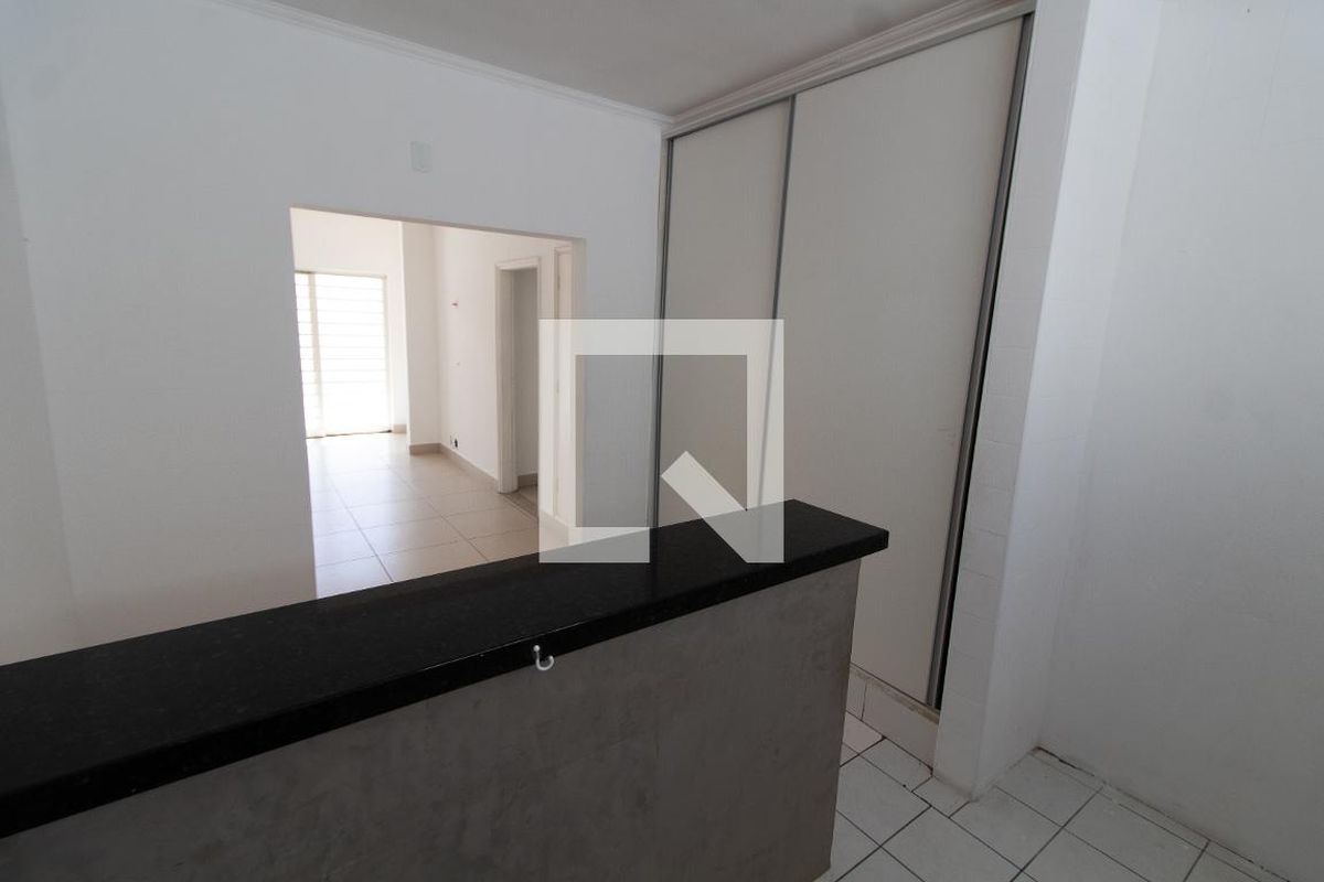 Casa à Venda - Nova Campinas, 5 Quartos,  400 m2 em , Campinas - sp | SoloBR