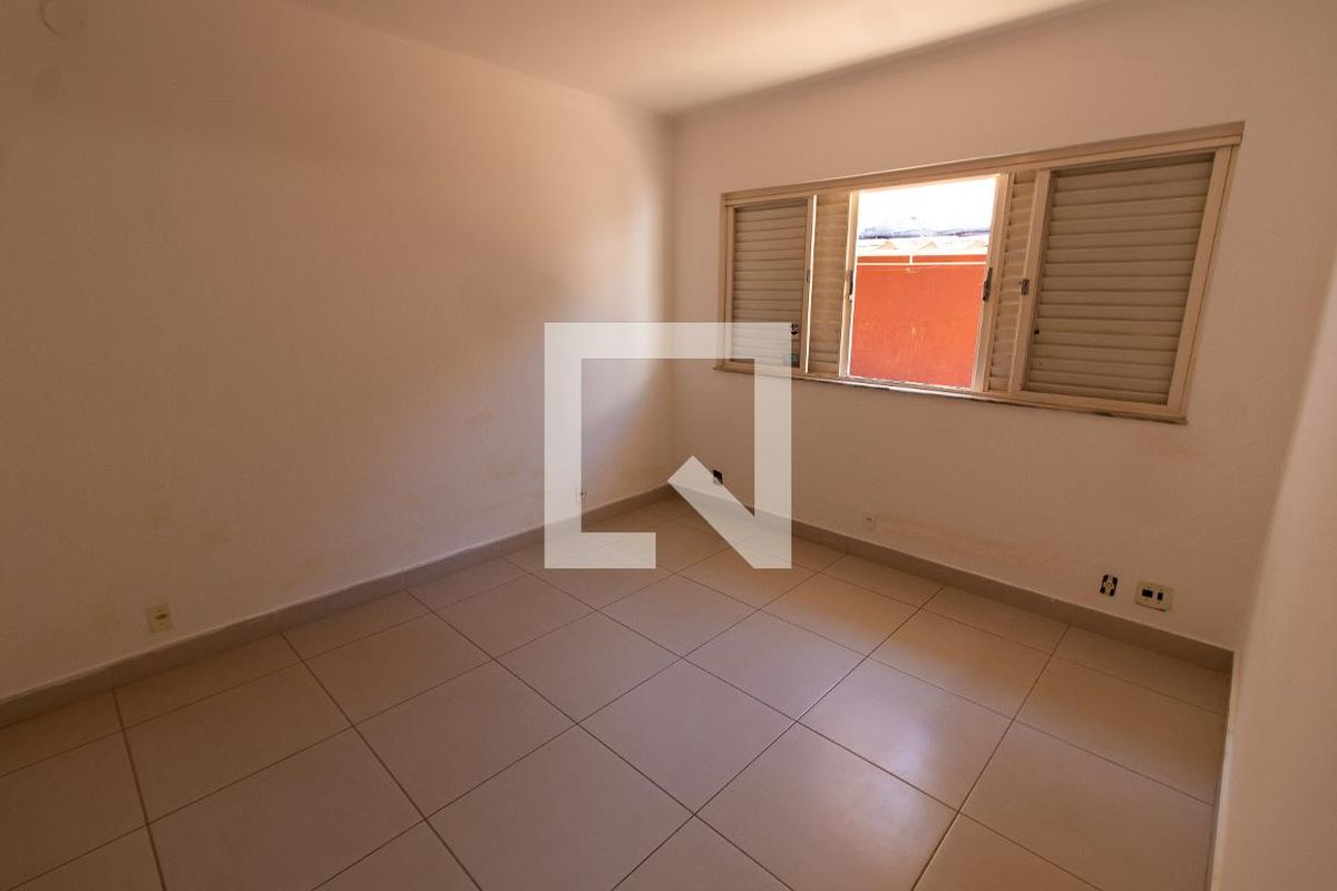 Casa à Venda - Nova Campinas, 5 Quartos,  400 m2 em , Campinas - sp | SoloBR