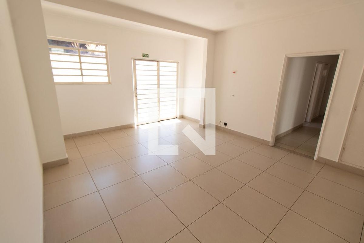 Casa à Venda - Nova Campinas, 5 Quartos,  400 m2 em , Campinas - sp | SoloBR