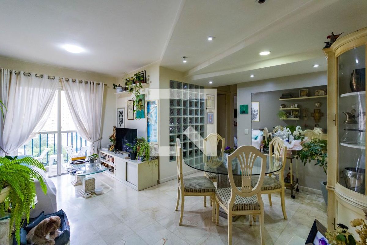Apartamento, 2 quartos, 70 m² - Foto 2