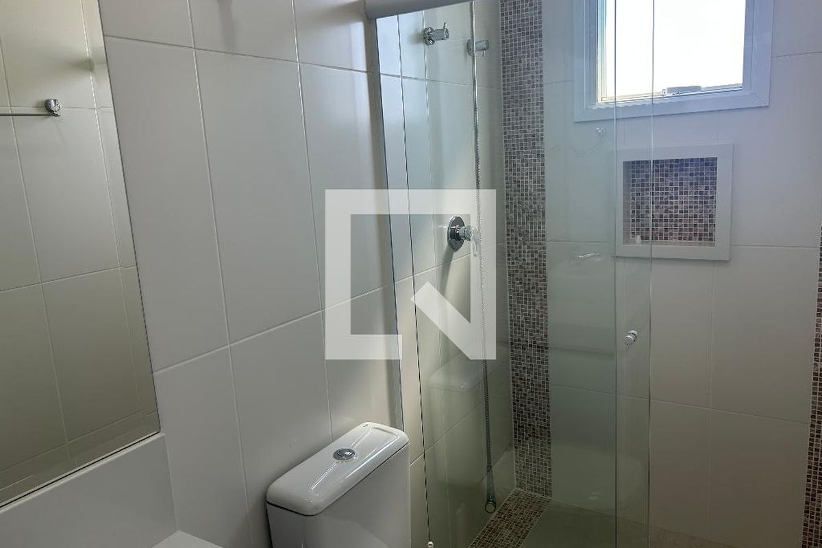 Casa à Venda - Swiss Park, 4 Quartos,  252 m2 em , Campinas - sp | SoloBR
