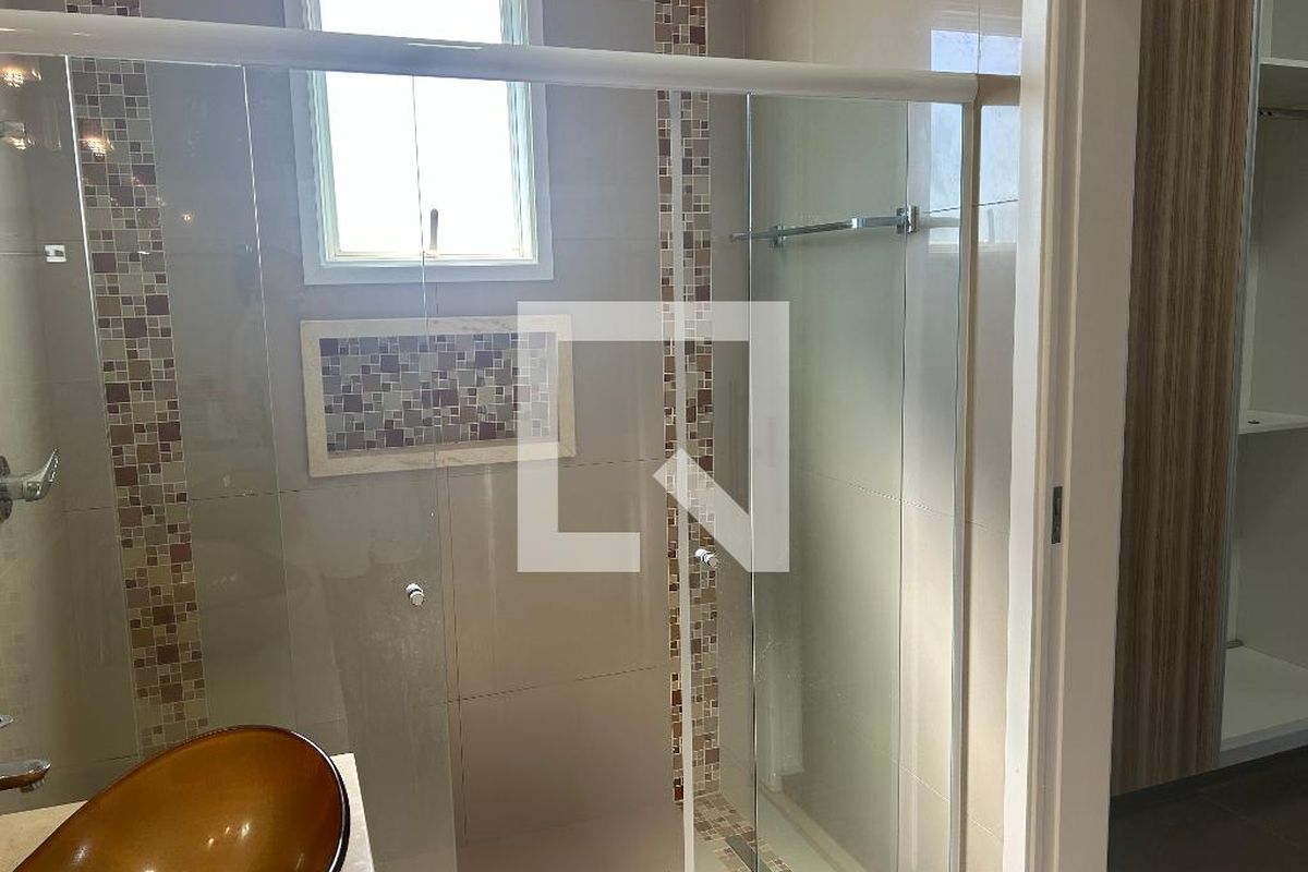 Casa à Venda - Swiss Park, 4 Quartos,  252 m2 em , Campinas - sp | SoloBR