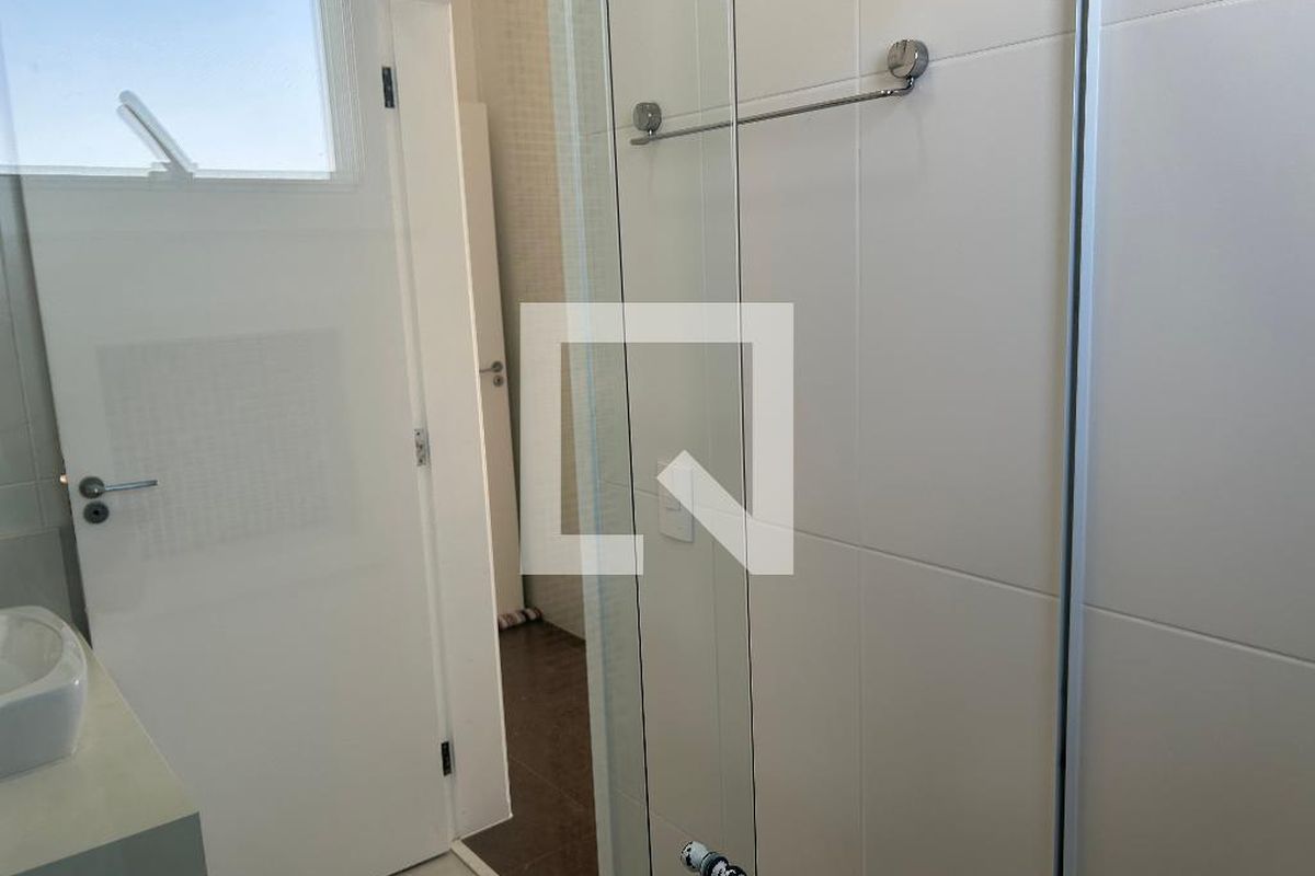 Casa à Venda - Swiss Park, 4 Quartos,  252 m2 em , Campinas - sp | SoloBR