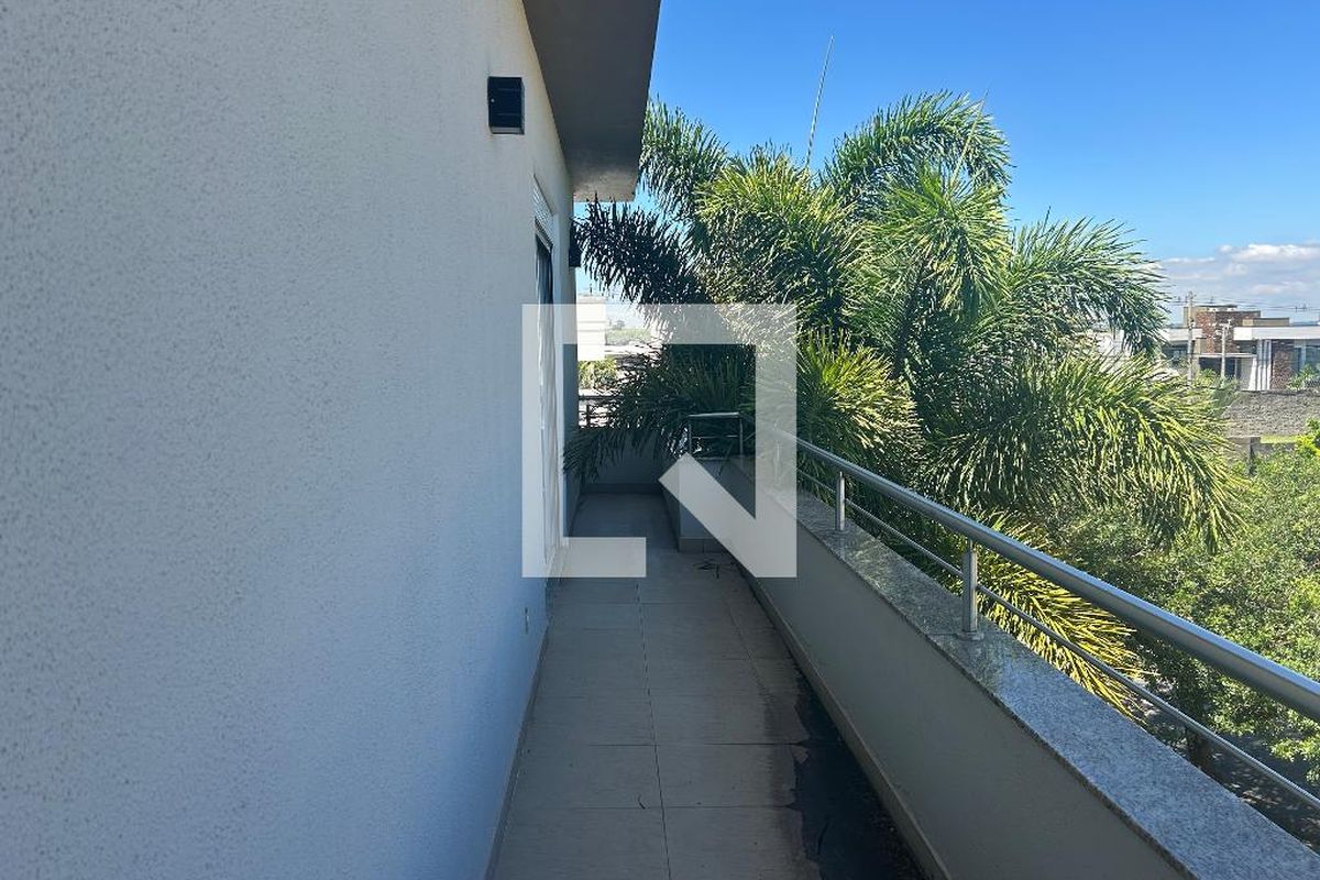 Casa à Venda - Swiss Park, 4 Quartos,  252 m2 em , Campinas - sp | SoloBR