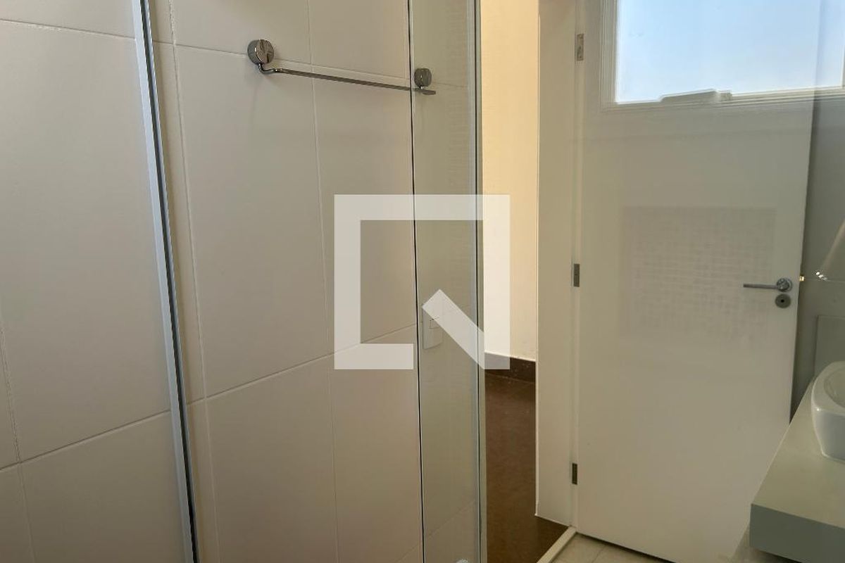 Casa à Venda - Swiss Park, 4 Quartos,  252 m2 em , Campinas - sp | SoloBR