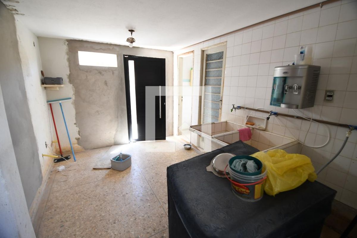 Casa à Venda - Guanabara, 4 Quartos,  260 m2 em , Campinas - sp | SoloBR