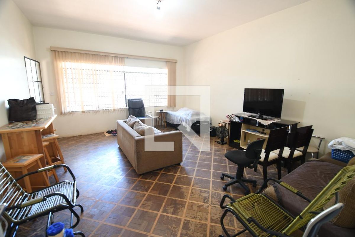 Casa à Venda - Guanabara, 4 Quartos,  260 m2 em , Campinas - sp | SoloBR