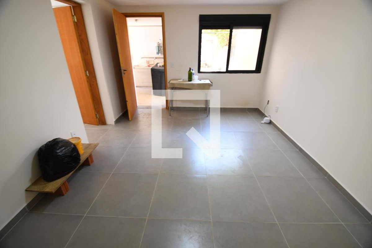 Casa à Venda - Guanabara, 4 Quartos,  260 m2 em , Campinas - sp | SoloBR