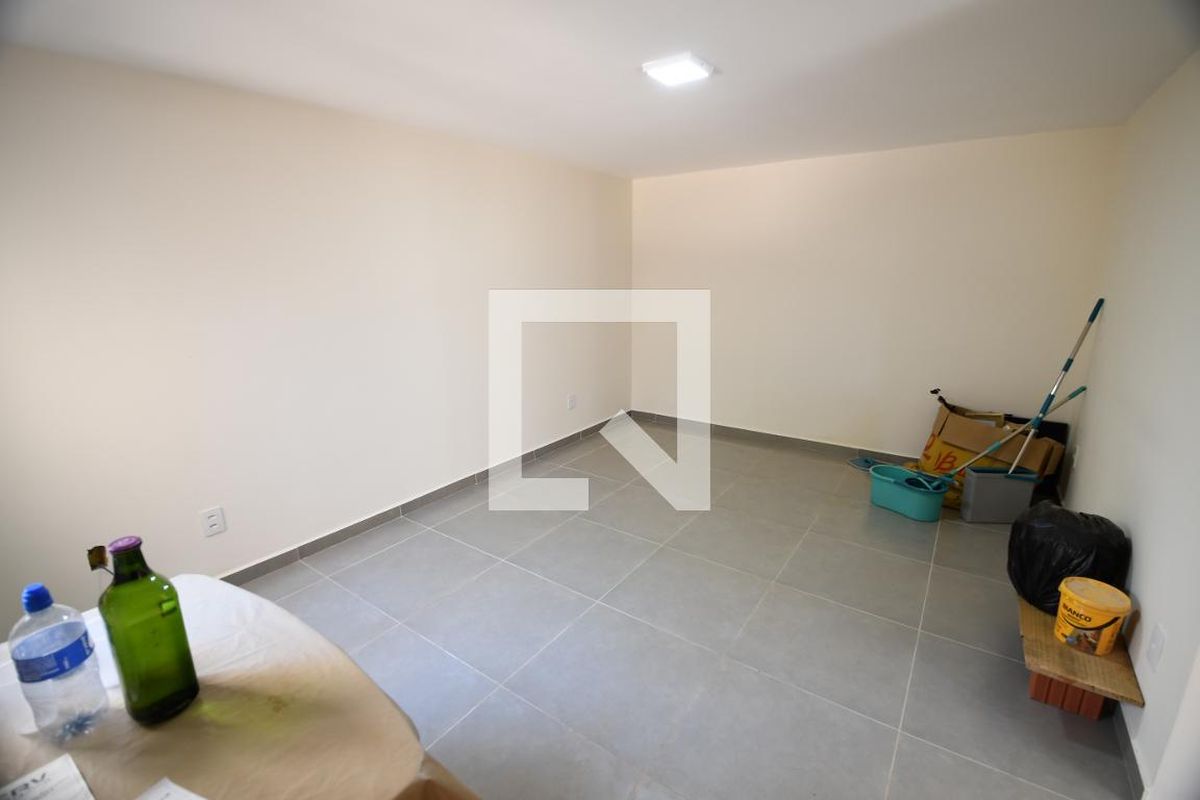 Casa à Venda - Guanabara, 4 Quartos,  260 m2 em , Campinas - sp | SoloBR