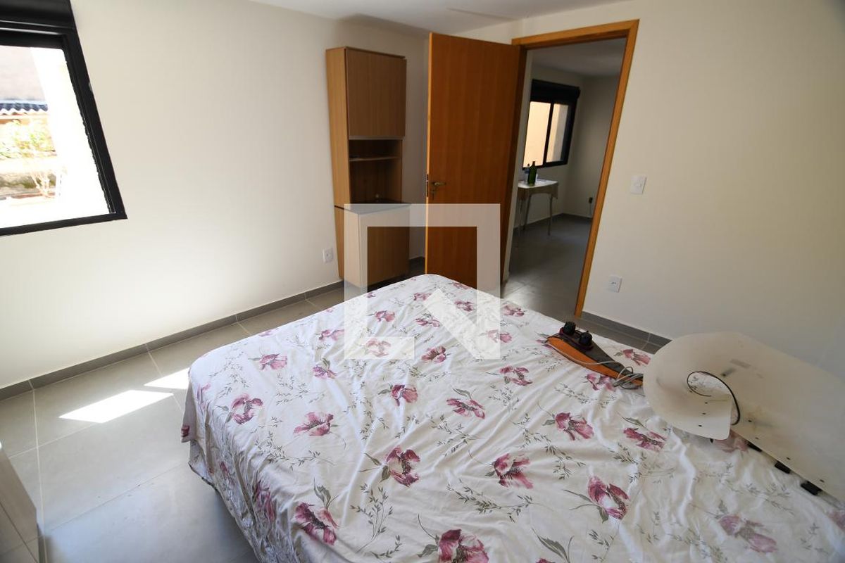 Casa à Venda - Guanabara, 4 Quartos,  260 m2 em , Campinas - sp | SoloBR
