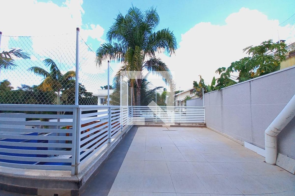 Casa à Venda - Swiss Park, 3 Quartos,  272 m2 em , Campinas - sp | SoloBR