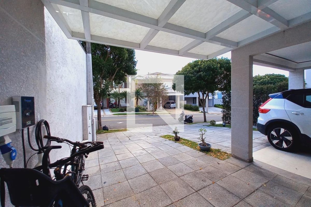 Casa à Venda - Swiss Park, 3 Quartos,  272 m2 em , Campinas - sp | SoloBR