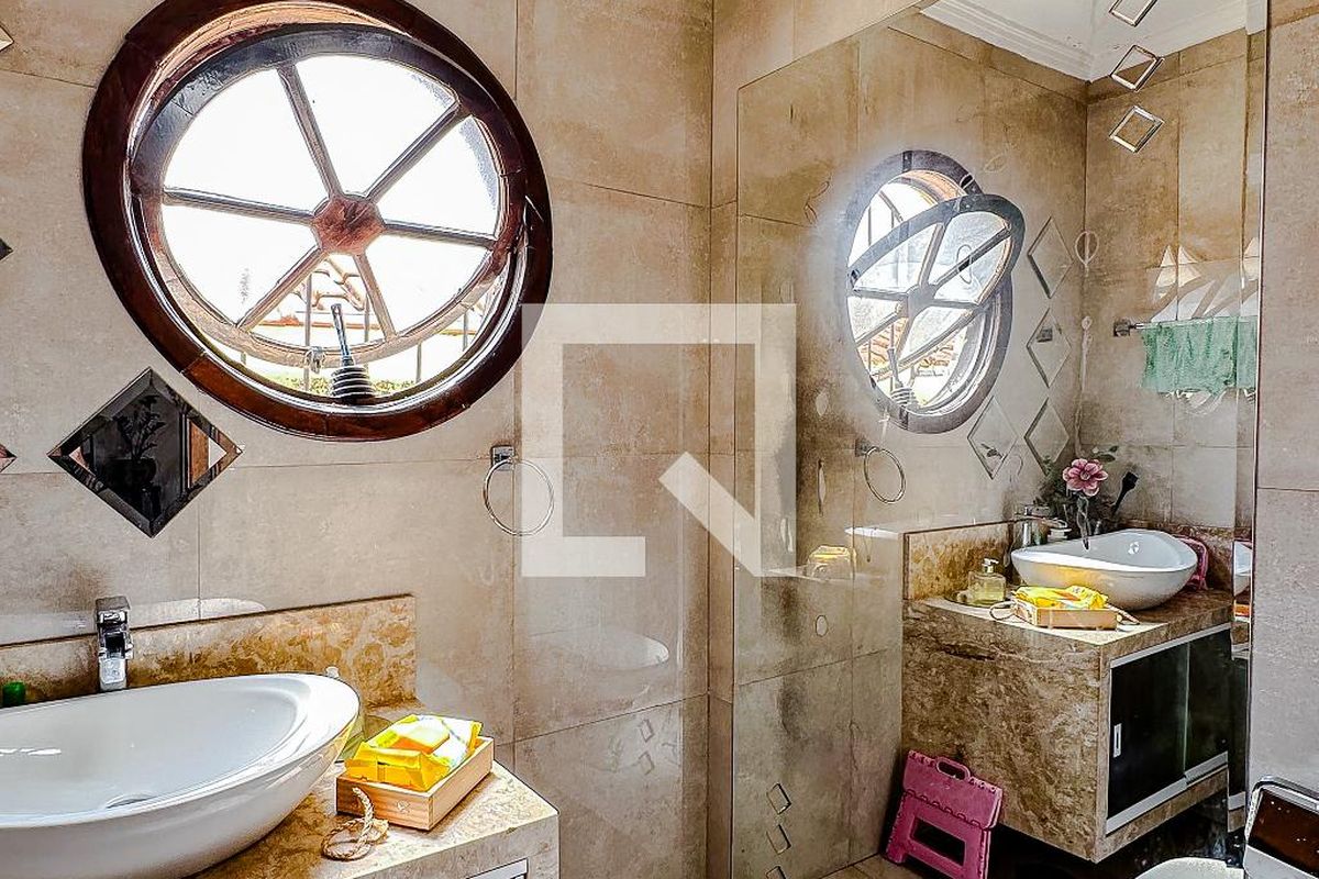 Casa, 3 quartos, 210 m² - Foto 18