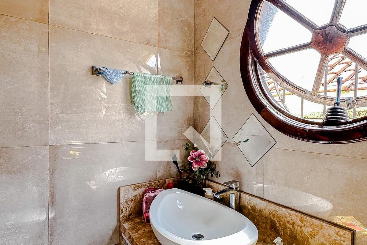 Casa, 3 quartos, 210 m² - Foto 14
