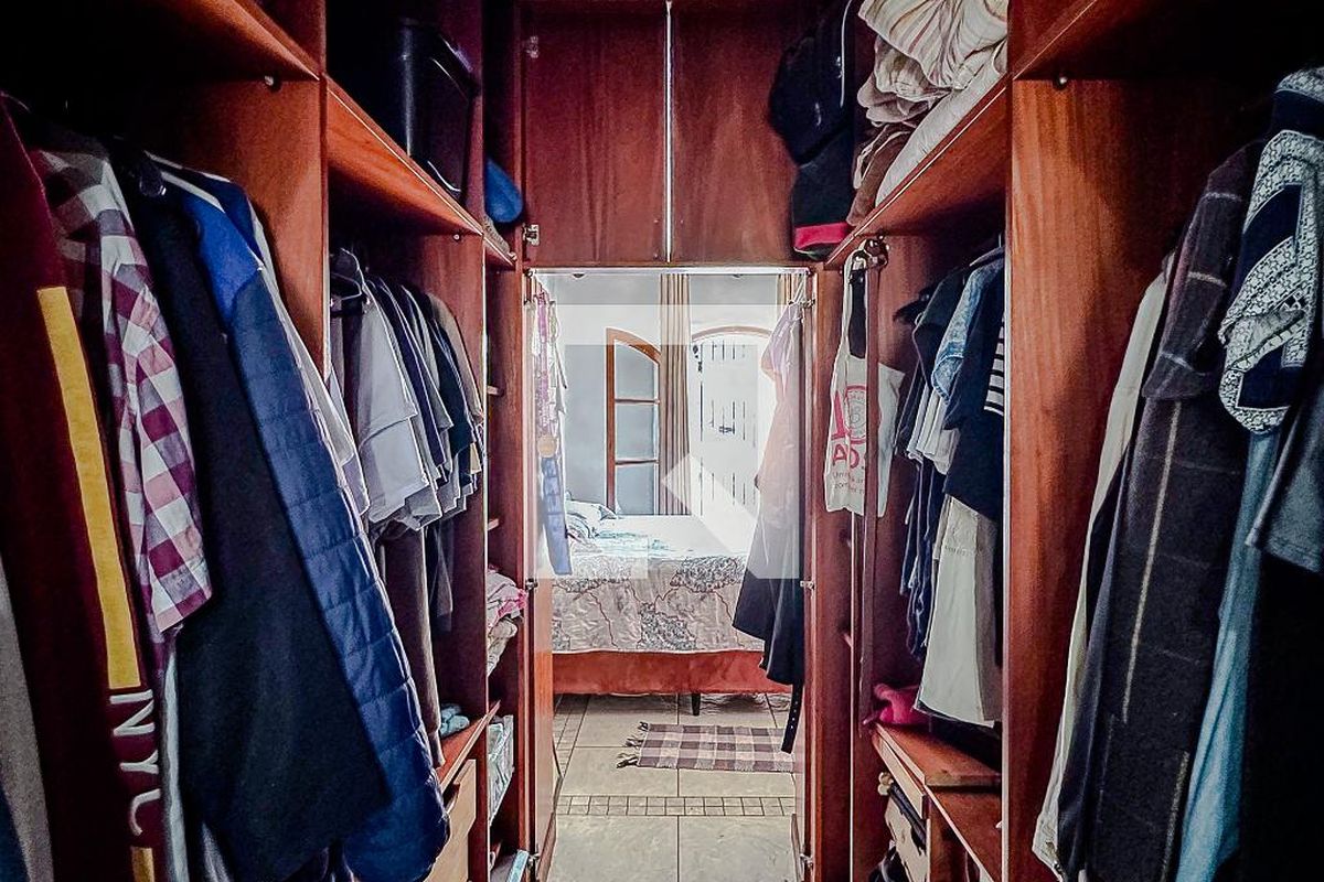 Casa, 3 quartos, 210 m² - Foto 30