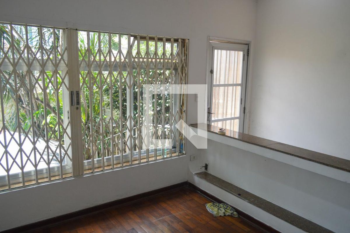 Casa, 3 quartos, 200 m² - Foto 8