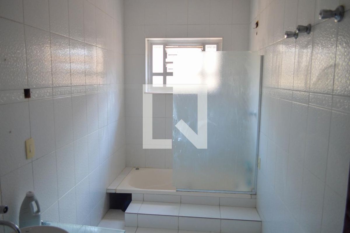 Casa, 3 quartos, 200 m² - Foto 50