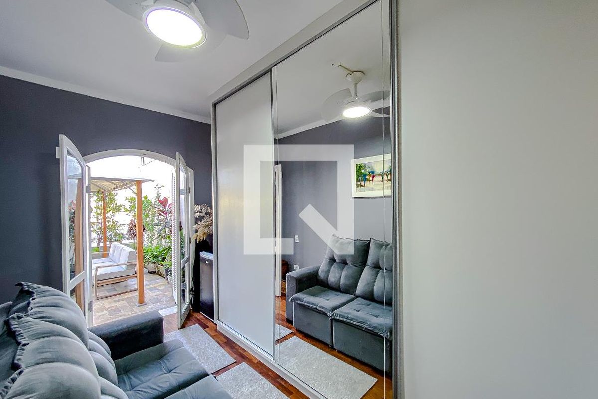 Casa, 3 quartos, 250 m² - Foto 32