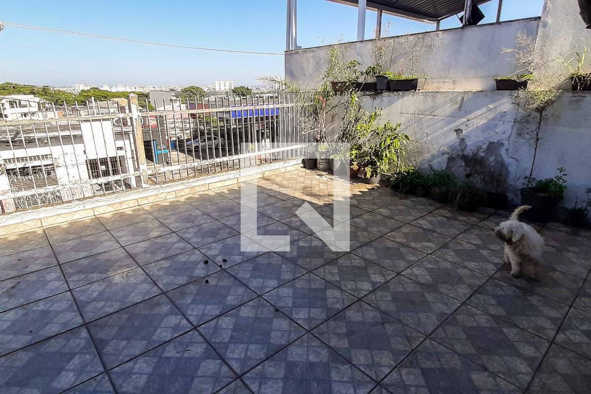 Casa, 3 quartos, 240 m² - Foto 56
