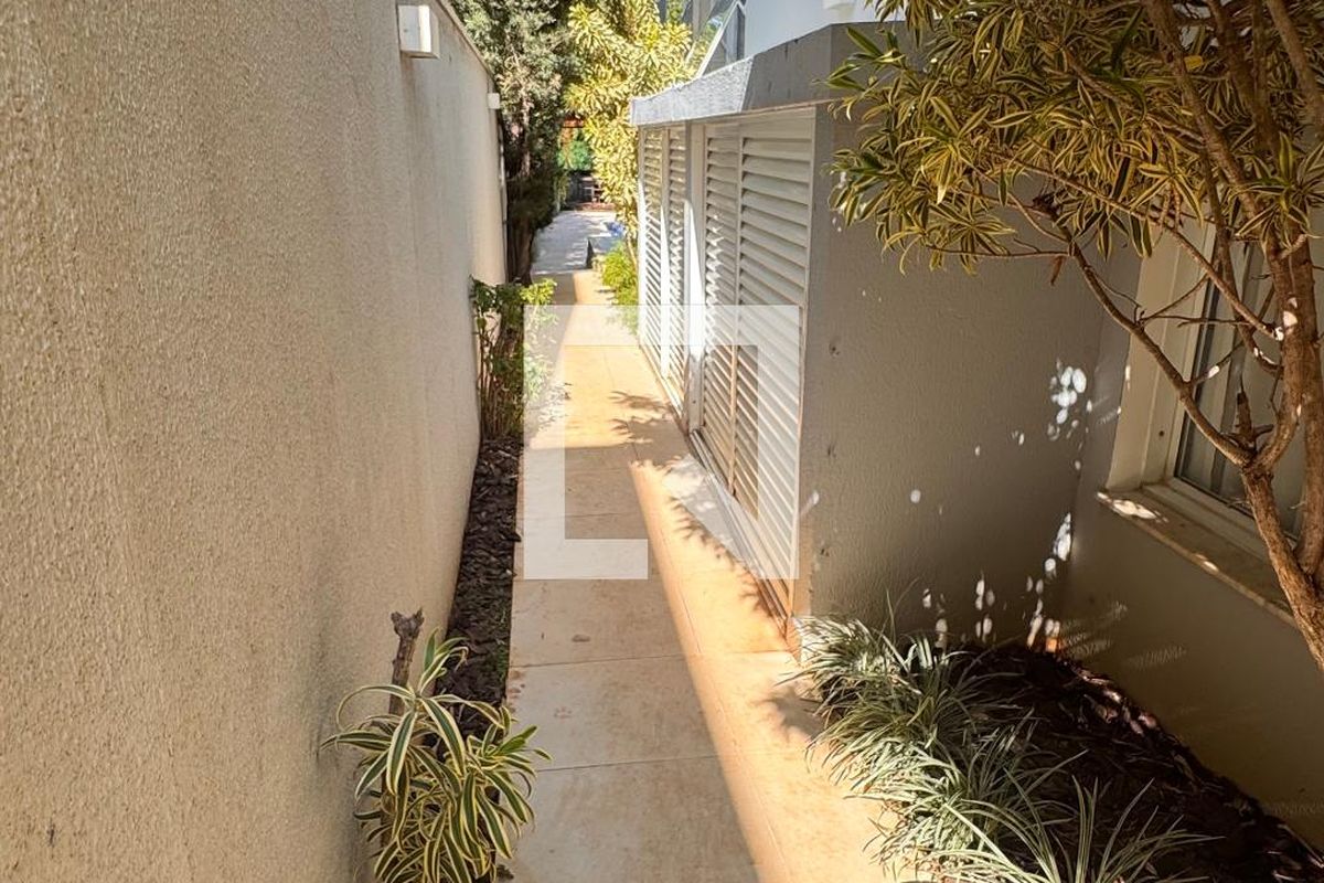 Casa à Venda - Swiss Park, 3 Quartos,  317 m2 em , Campinas - sp | SoloBR